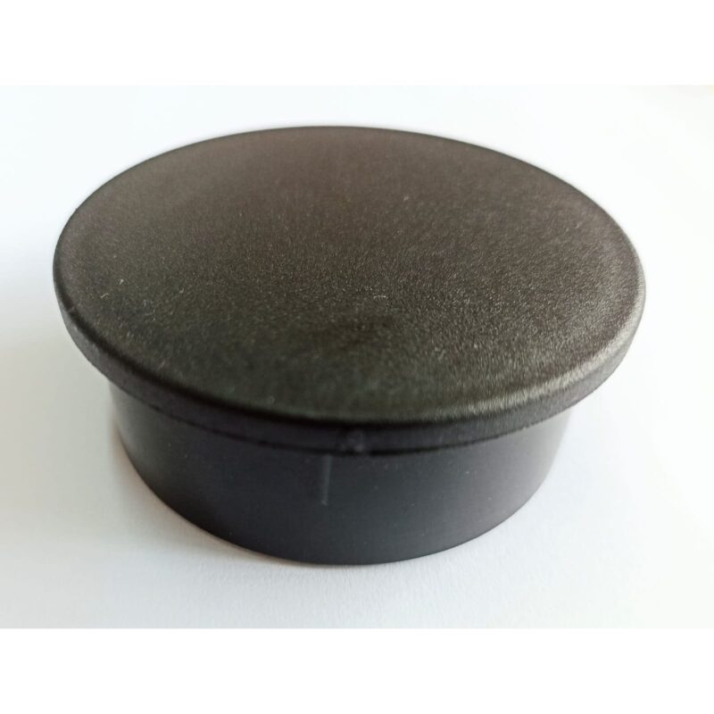 PONTEIRA 2.1 2 INTERNA RETA GARRA PEQUENA Ponteira Plástica 2.1/2 Interna Reta com garra pequena para tubos redondos de grandes dimensões. Acabamento seguro e proteção reforçada com qualidade Fermaplast. Confira agora!
